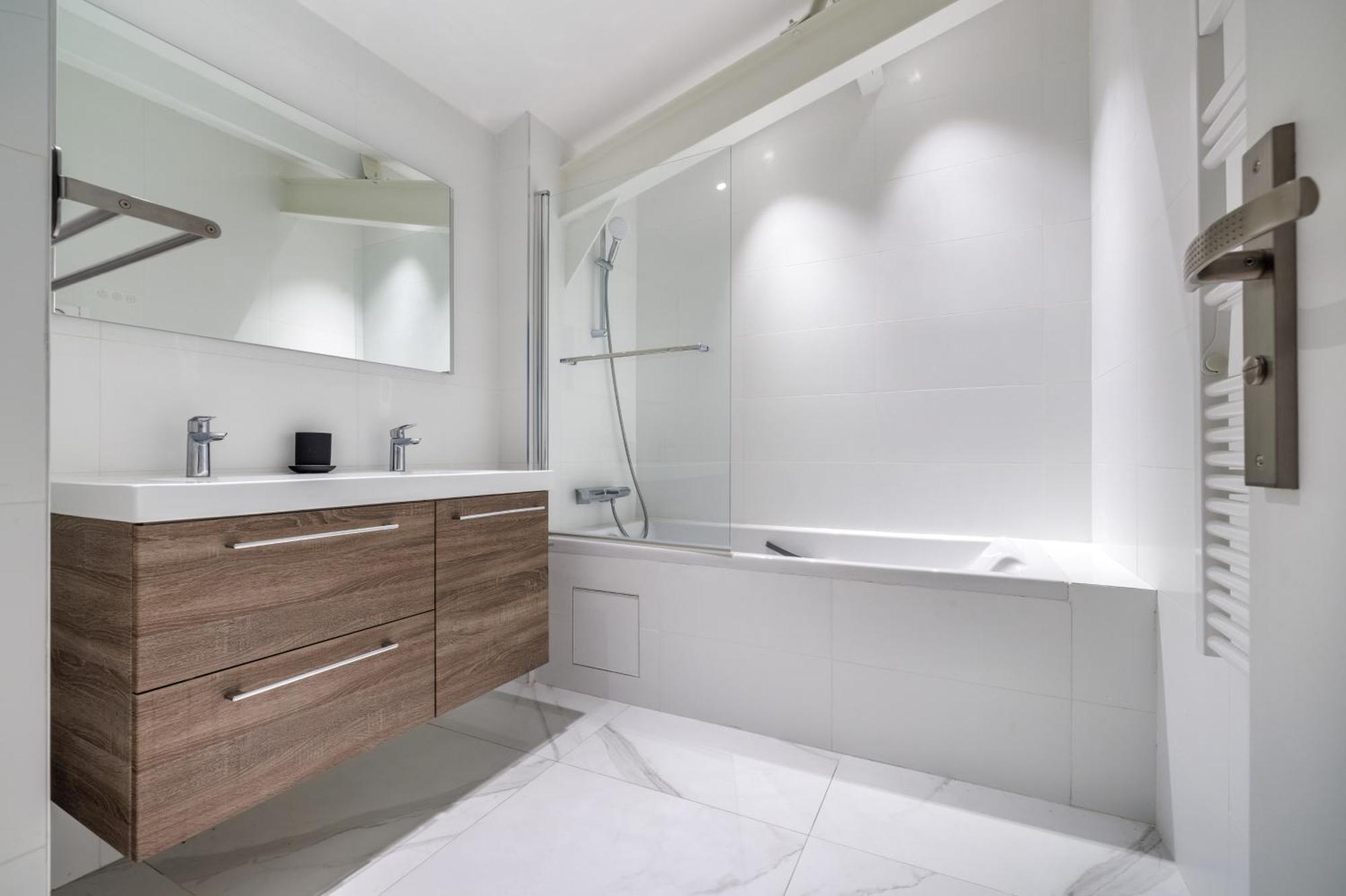 Chaleureux Appartement Pour 6Pers #4 อานีแย-ซูร์-แซน ภายนอก รูปภาพ